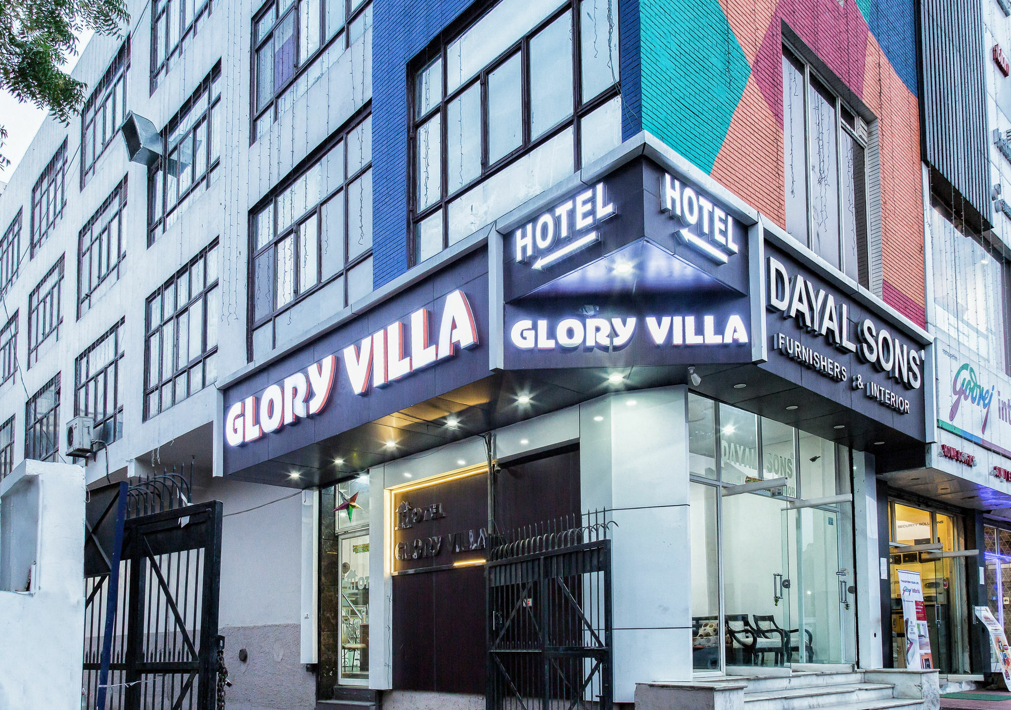 Capital O 23188 Glory Villa นิวเดลี ภายนอก รูปภาพ
