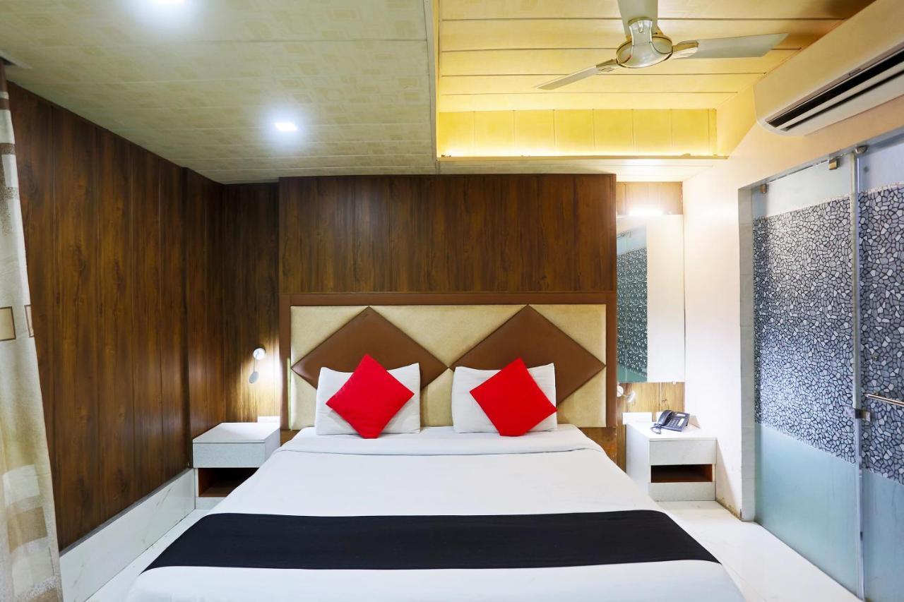 Capital O 23188 Glory Villa นิวเดลี ภายนอก รูปภาพ